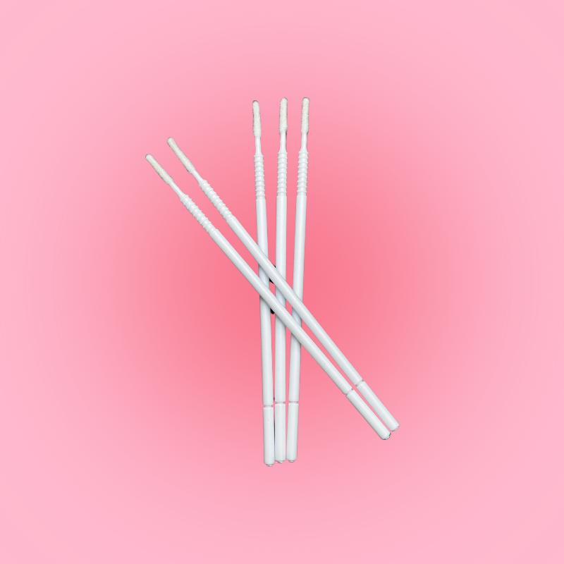 Micro børster til præcis påføring af produkter ved vippebehandlinger – BeautyByDau