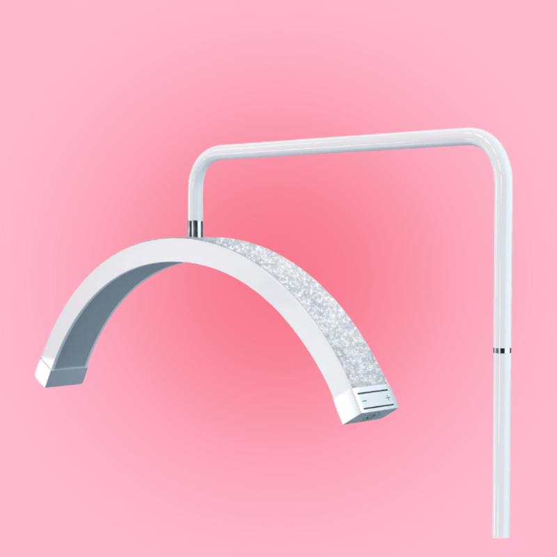 MoonLight lampe i hvid til eyelash extensions – elegant buet vippelampe med kraftigt lys fra BeautyByDau.