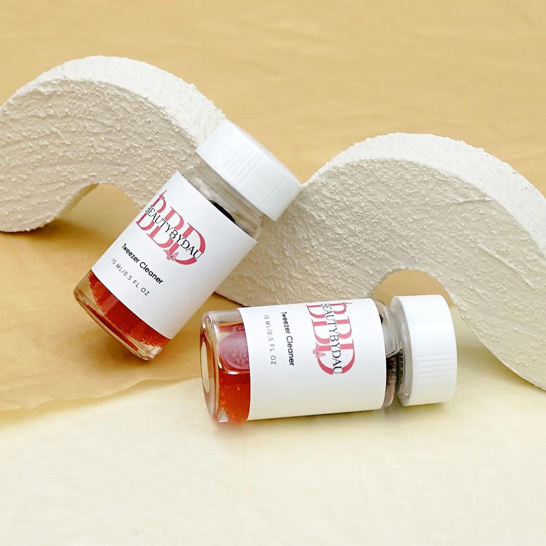 Pincet rens 15 ml – opløsning til vippepincetter, fjerner limrester nemt og hurtigt.